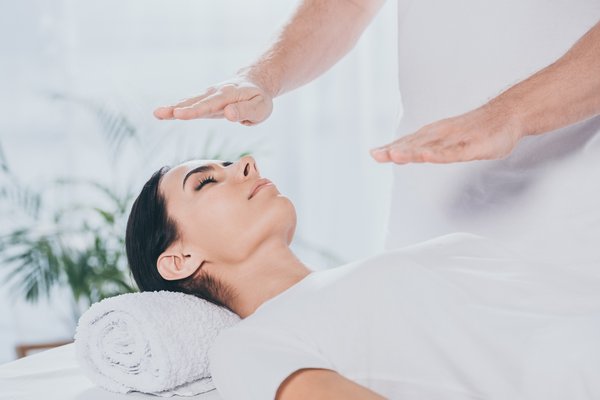 Maitre Reiki à Lyon : maîtrisez les techniques Usui et Karuna
